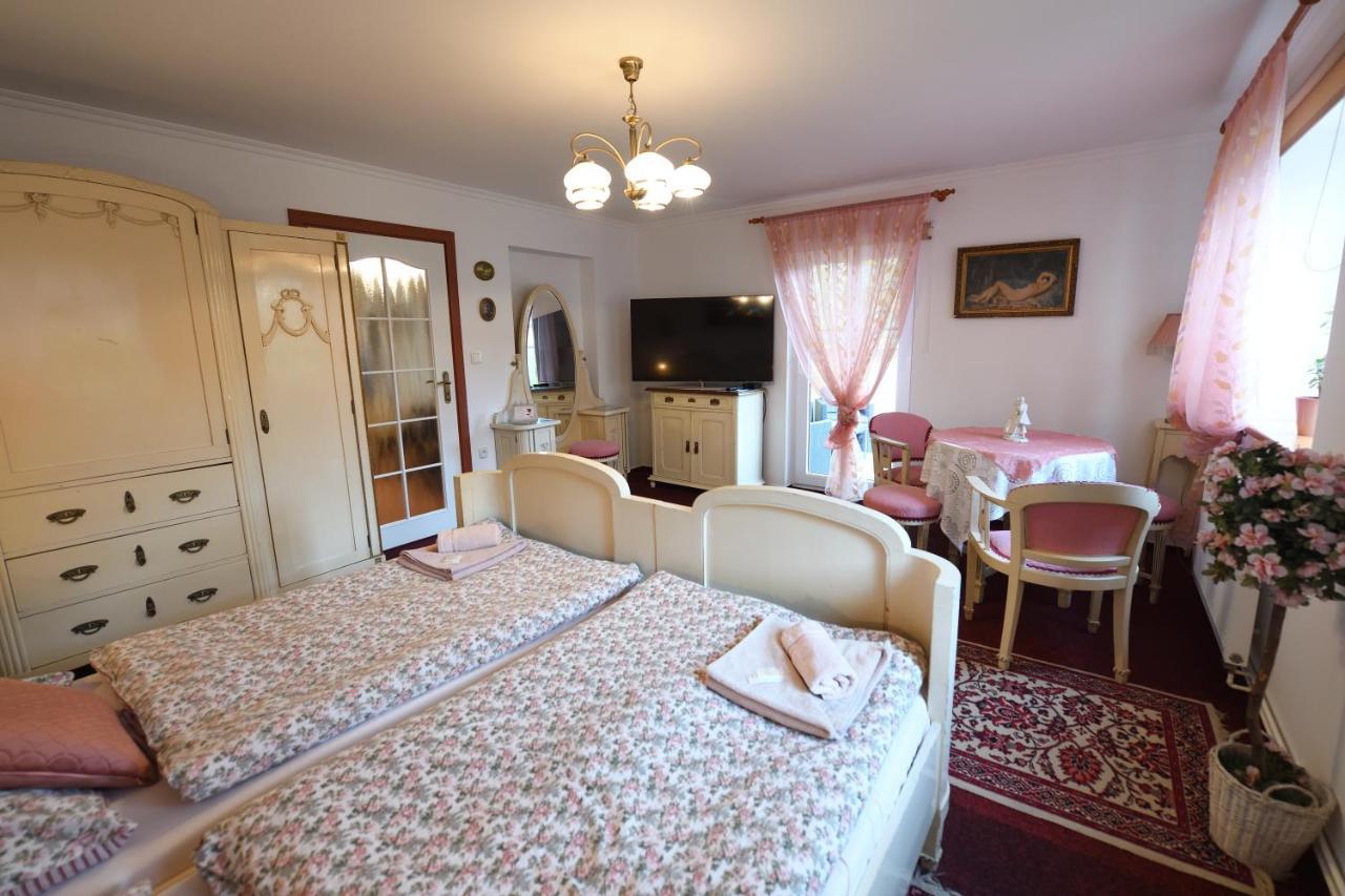 Penzion V Chaloupce Rychnov nad Kneznou Exterior photo