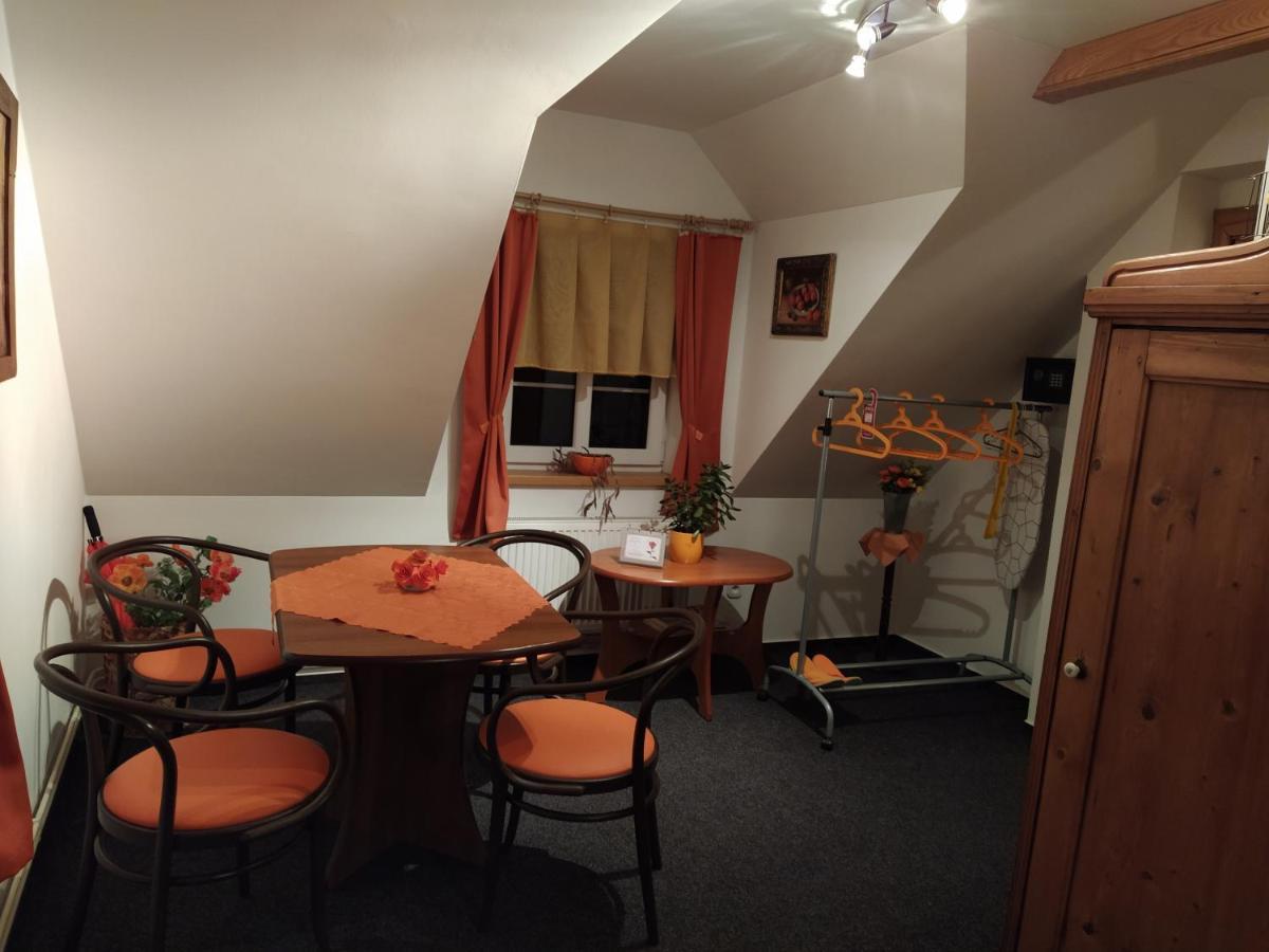 Penzion V Chaloupce Rychnov nad Kneznou Exterior photo